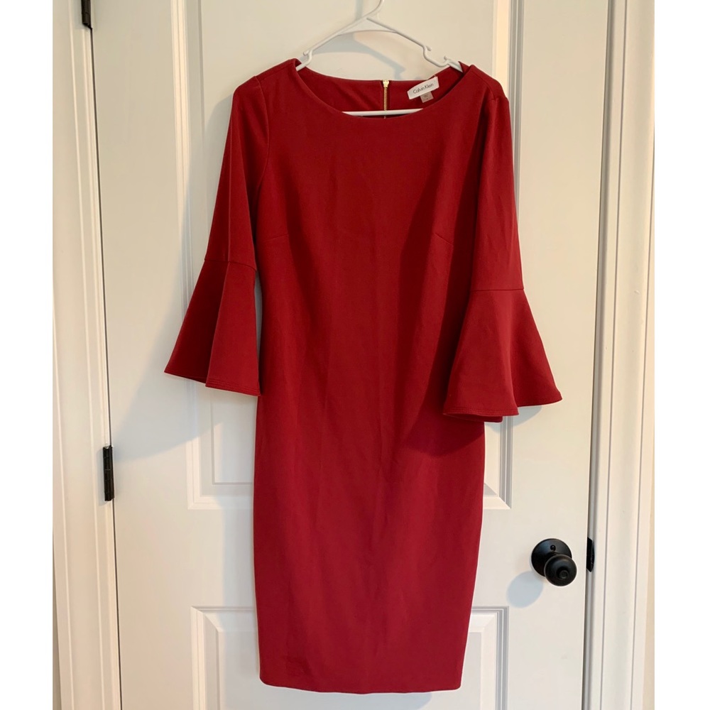 !FINAL PRICE! Calvin Klein BellSleeve Sheath Dress